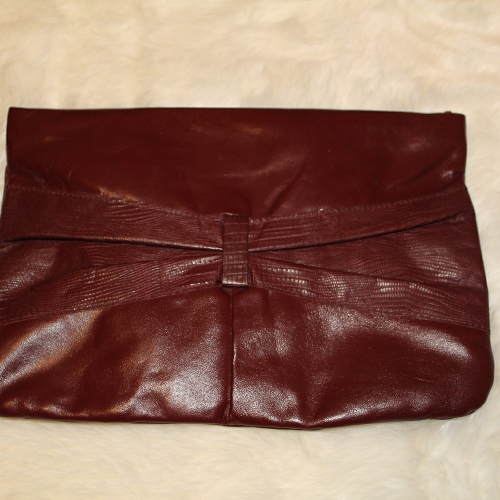 Vintage later clutch